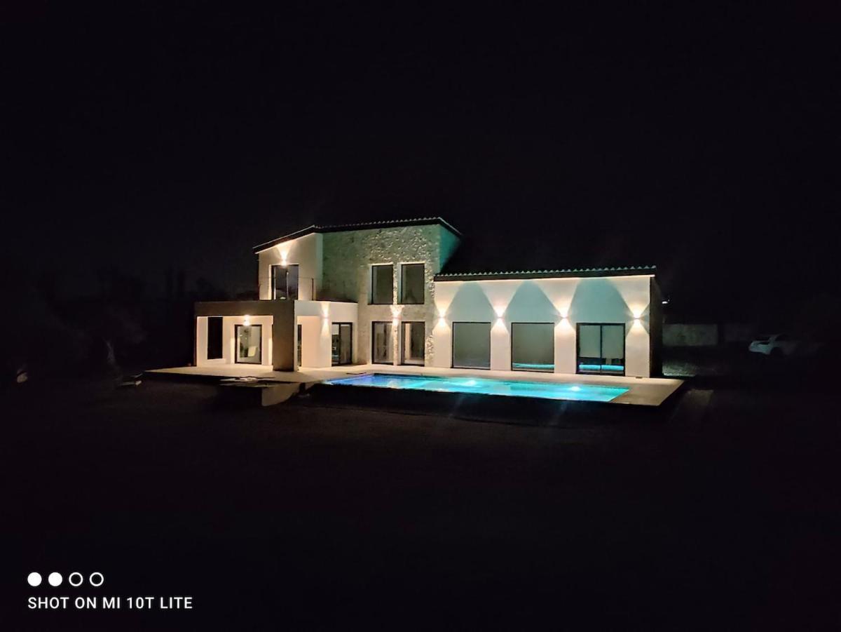 Casa Vivero Es Velar * Muro